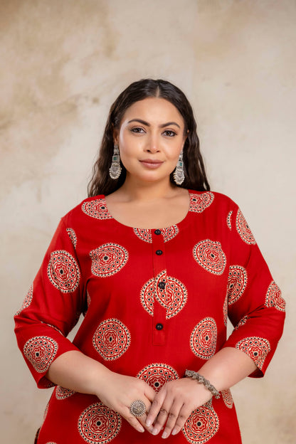 Plus Size Geometric Red Rayon Kurti – Curvisha