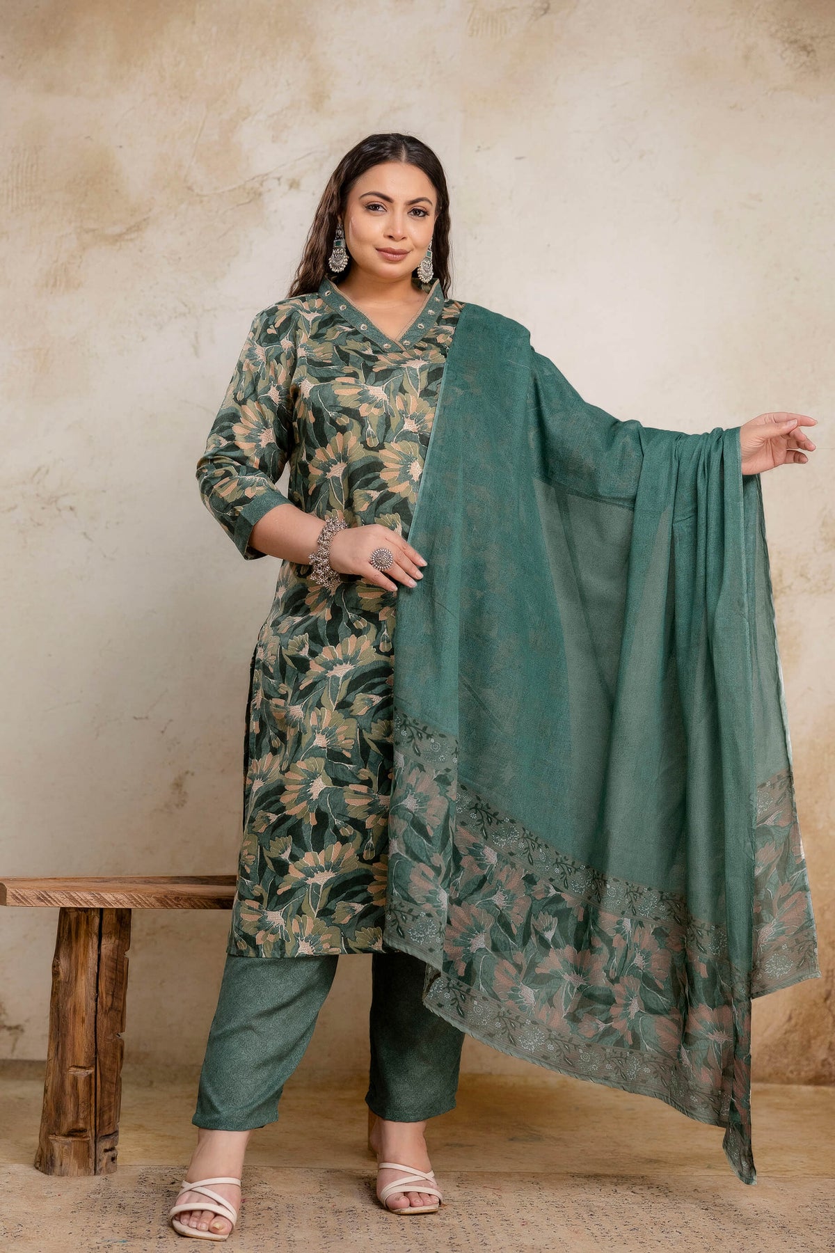 Plus SizeGreen Floral Cotton Kurti Pant Dupatta Set | Curvisha