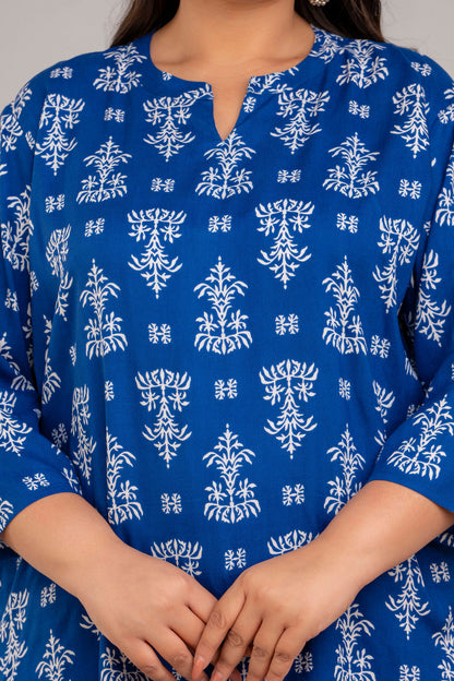 Print Closeup of Blue White Rayon Plus Size Short Kurti Tunic – Ethnic Pattern Big Size Curvy Clothing