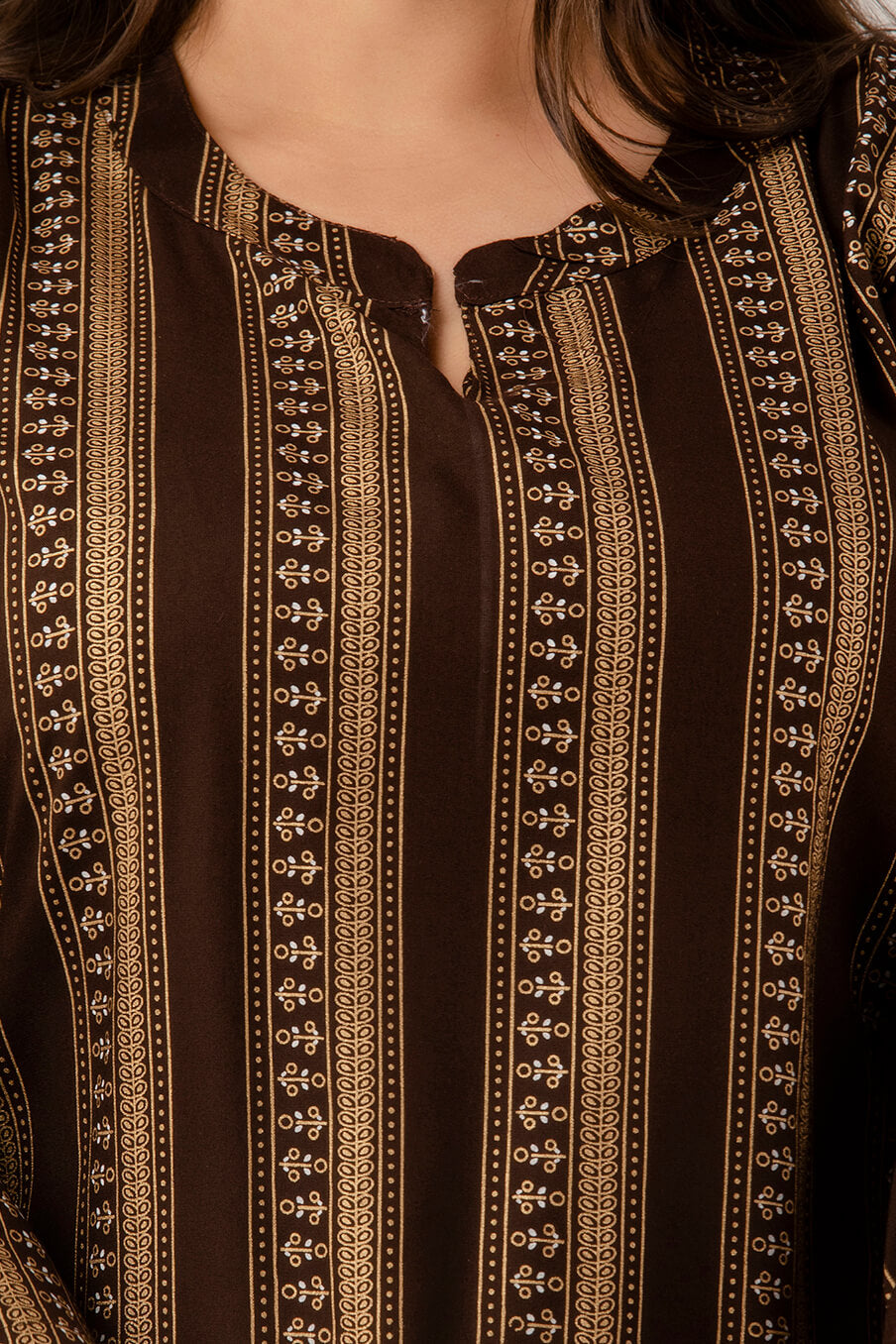 Notch-neck detail of coffee brown rayon kurti; tidy finishing and soft hand-feel; easy pair with leggings.