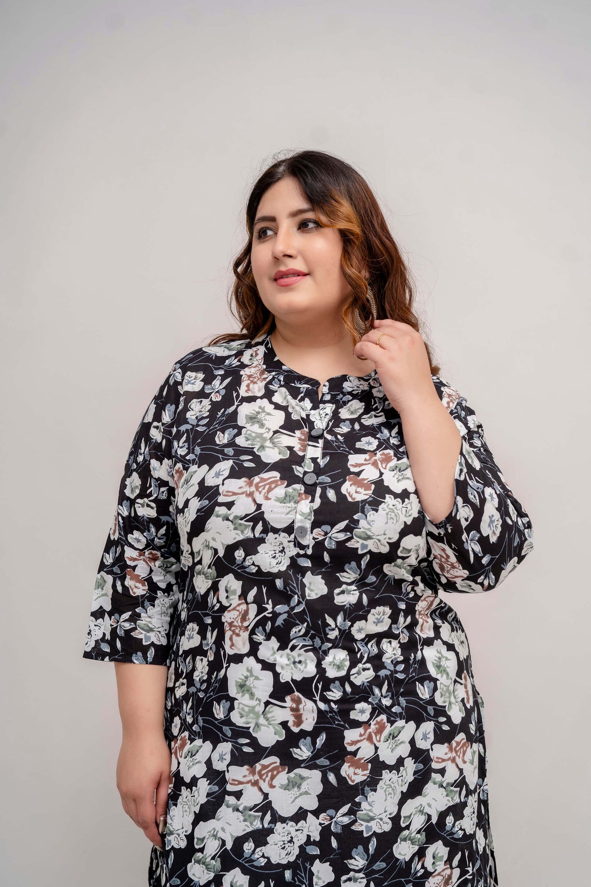 Fabric and floral print closeup of black cotton kurti, lightweight breathable cotton for big size clothing, 3XL–9XL