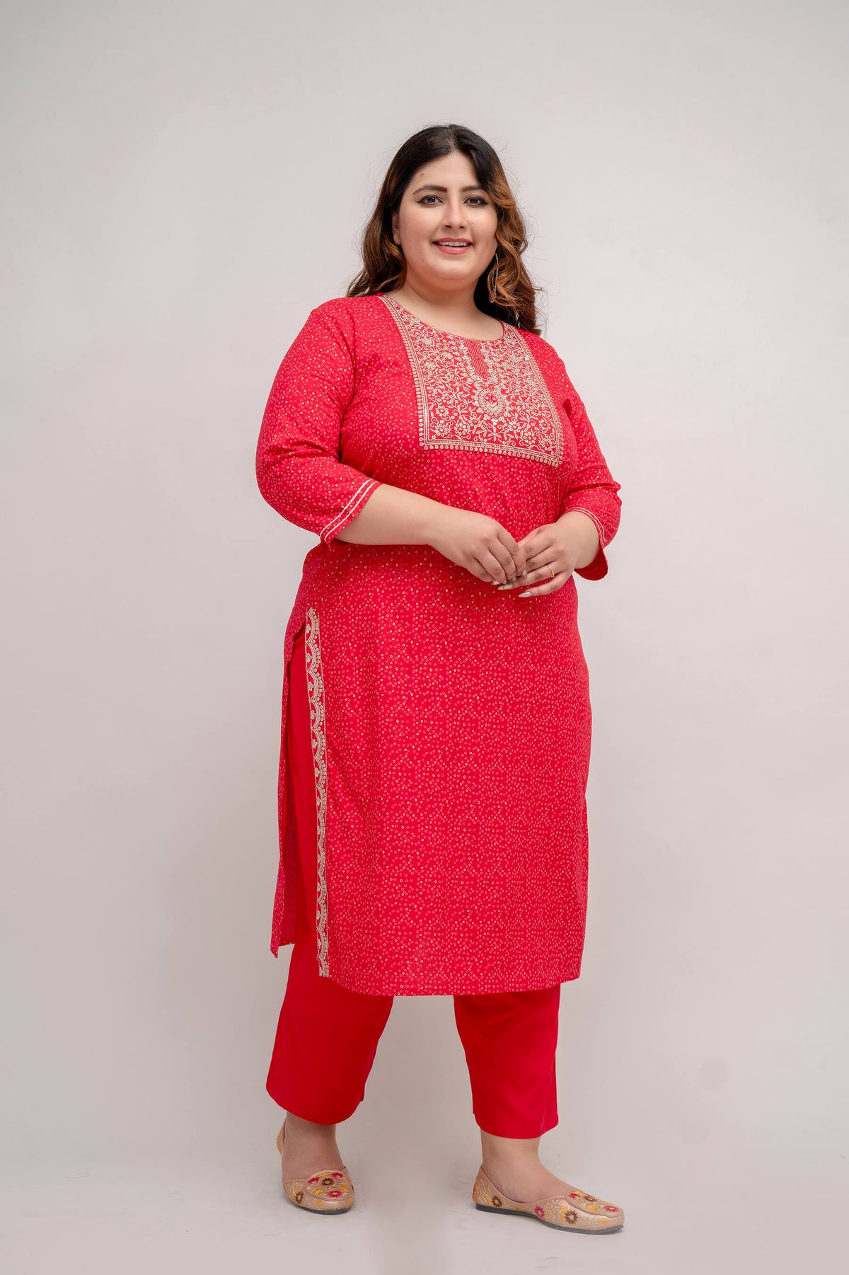 Red Rayon Plus Size Kurti Pant Set with Thread Embroidery and Side Slits – Curvisha