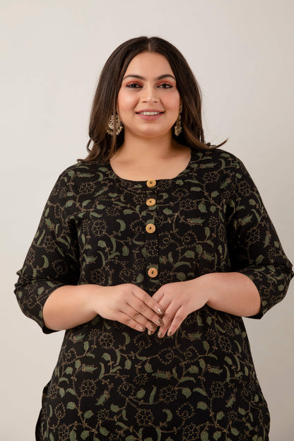 Fabric detail: discharge vine/floral print on soft breathable rayon, plus size kurti material