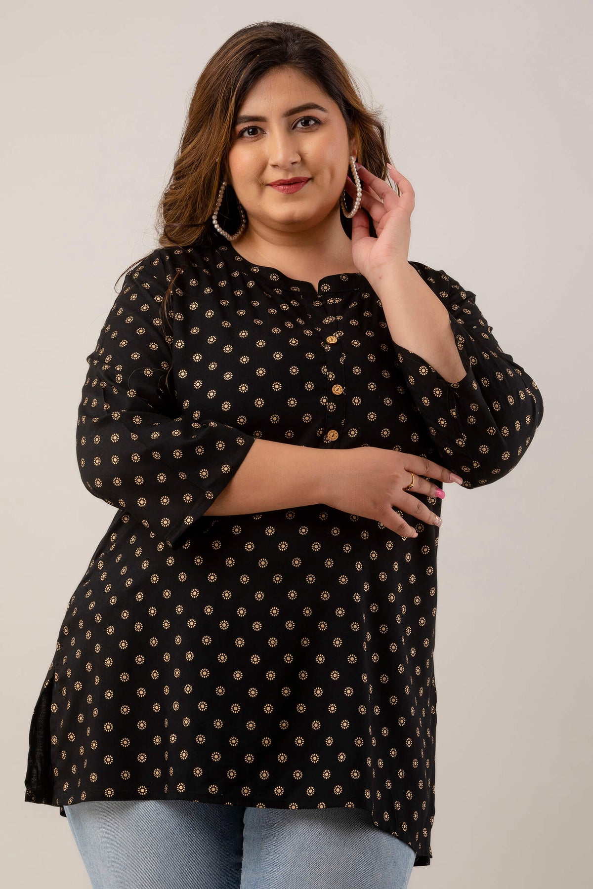 Curvisha Plus Size Tunic – Black Printed Rayon Fabric