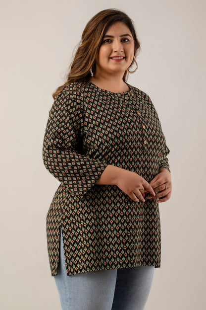 Side View of Plus Size Black Rayon Short Kurti – Flattering Curvy Fit