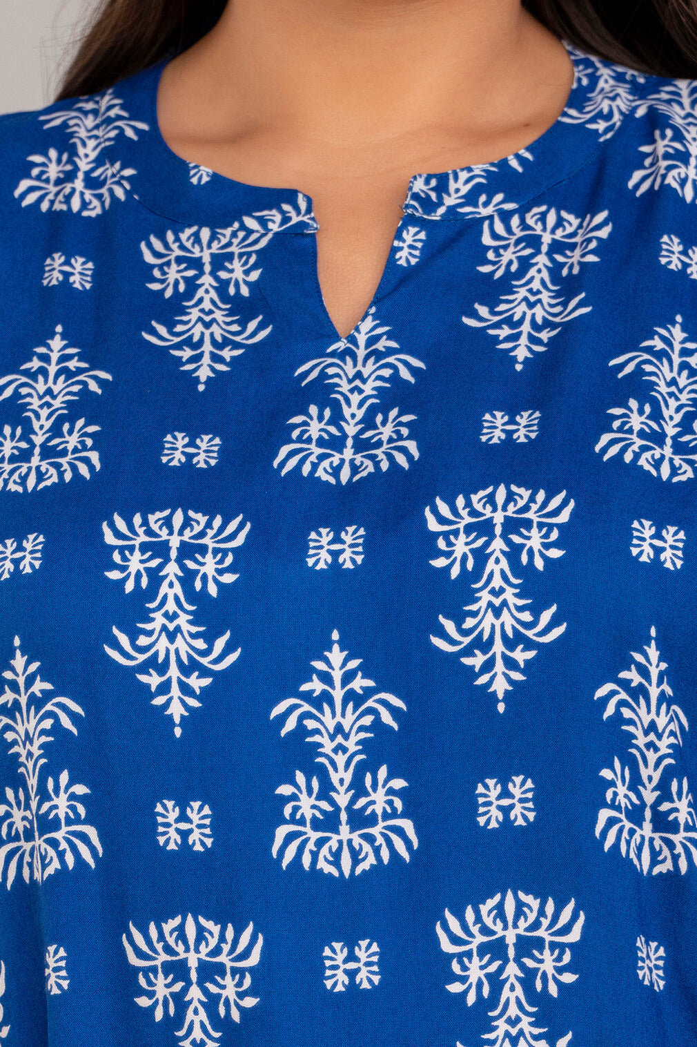 Neckline Closeup of Blue White Ethnic Print Rayon Short Kurti Tunic – Plus Size Curvy Women Clothing