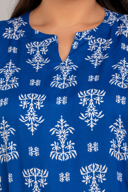 Neckline Closeup of Blue White Ethnic Print Rayon Short Kurti Tunic – Plus Size Curvy Women Clothing