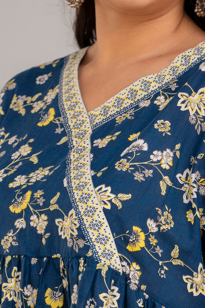 Neckline Closeup of Blue Floral Rayon Short Kurti Tunic – Curvisha Plus Size Clothing for Women