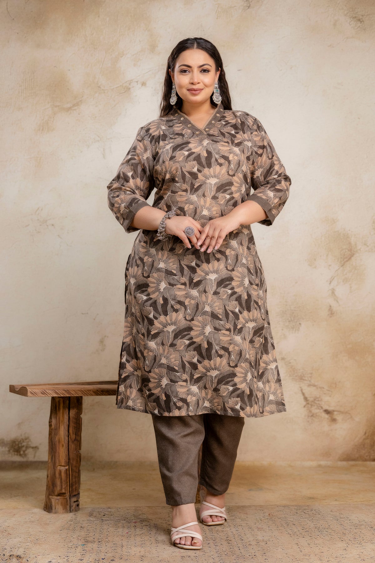 Plus size brown floral kurti pant dupatta set for curvy women, big size ethnic clothing