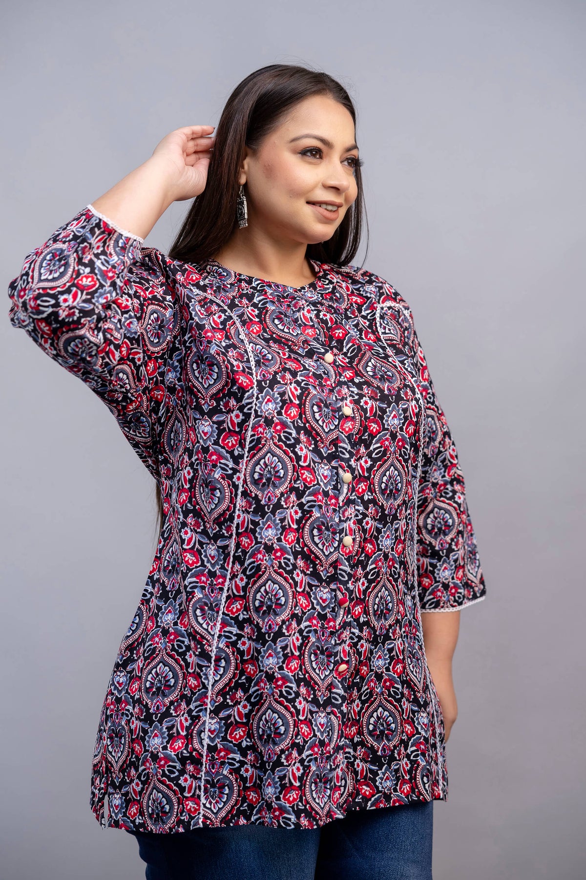 Side View of Dark Blue and Red Paisley Print Rayon Short Kurti Tunic – Fat-Friendly Fashion for Women