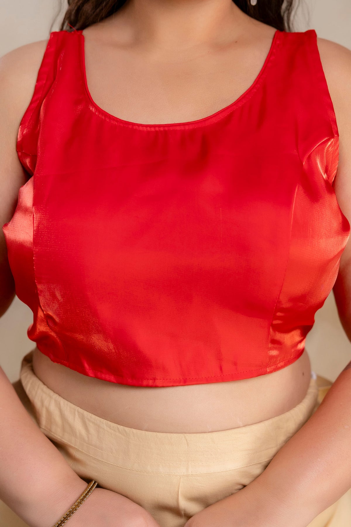 Plus size red Jimmy Choo blouse neckline detail for fat women, elegant big size blouse
