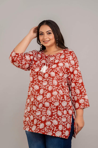 Side View of Rust White Floral Rayon Short Kurti Tunic – Plus Size Big Size Fashion by Curvisha