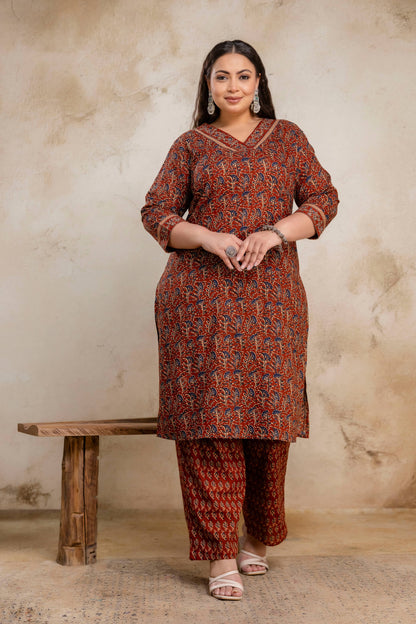 Front view of plus size rust printed cotton kurti pant set for women, big size Indian clothing