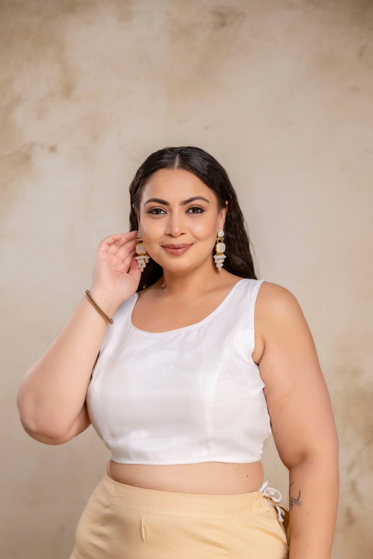 Plus size white Jimmy Choo blouse fabric close up for women, premium blouse fabric for curvy women