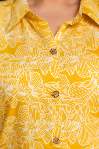 Neckline detail of plus size yellow floral cotton kurti for women, soft big size clothing fabric