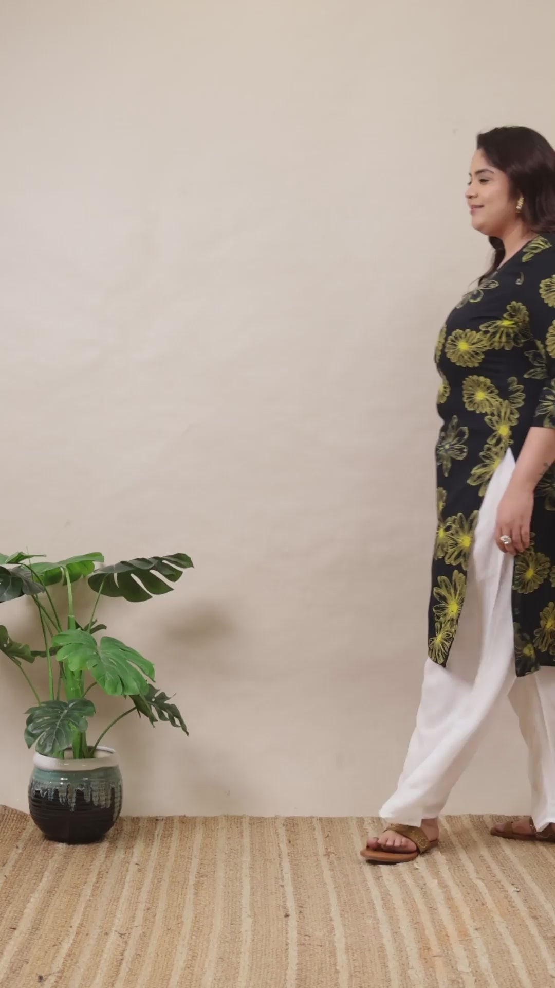Curvisha black and yellow floral print plus size straight kurta designed for a sleek and trendy appearance.