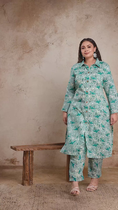 Curvisha plus size blue floral print kurta pant and dupatta set, featuring a comfortable V-neck design for curvy women.