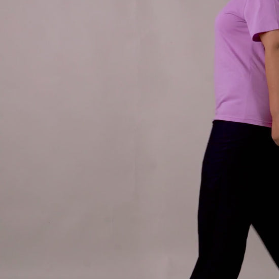 Versatile navy blue plus-size palazzo pants with deep side pockets and a flexible elasticated waist.
